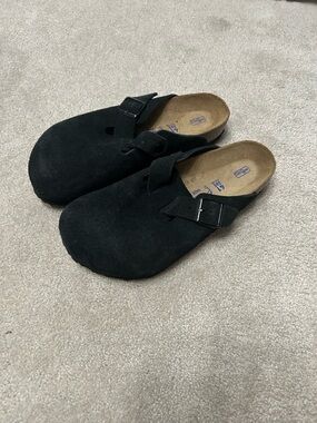 Birkenstock Black Suede Slip-On Buckle Clog NEVER WORN Size 41 265 L10 M8